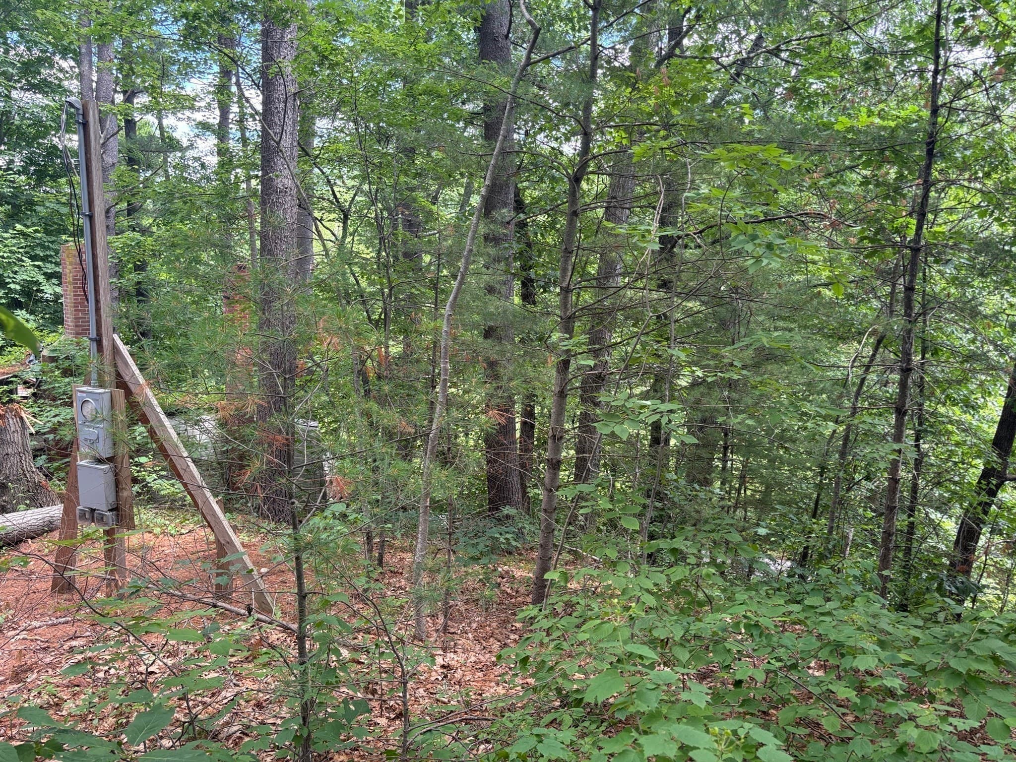 Residential at 9 Georgia Rd, Groton MA 01450, photo 14 of 28
