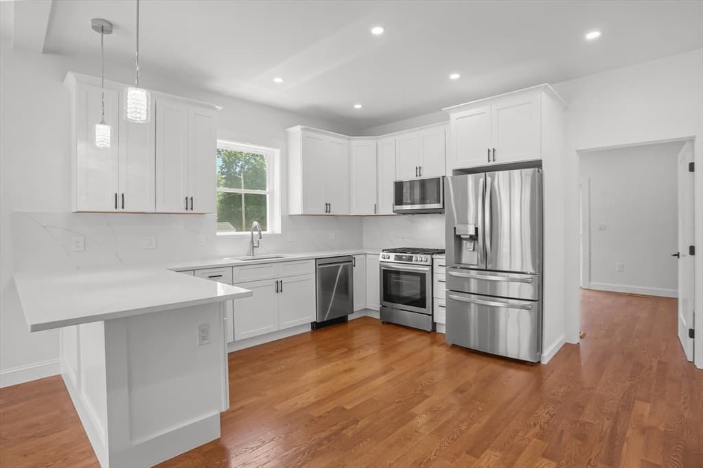 Single Family Residence at 24 Cottage St, Taunton MA 02780, photo 10 of 41