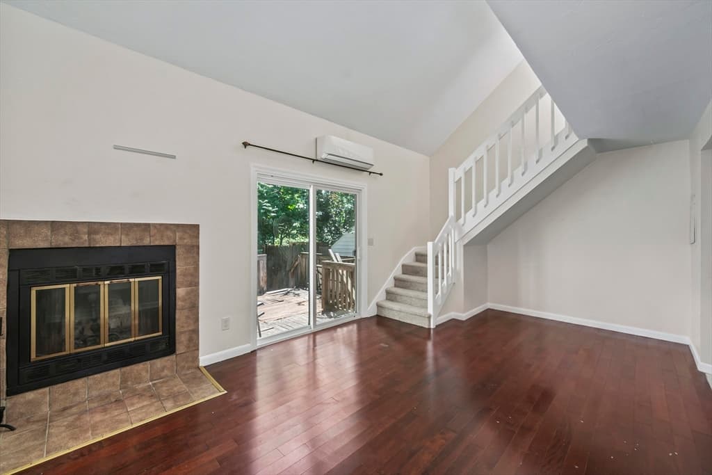 235 Lake St # D, Weymouth MA 02189 photo 2