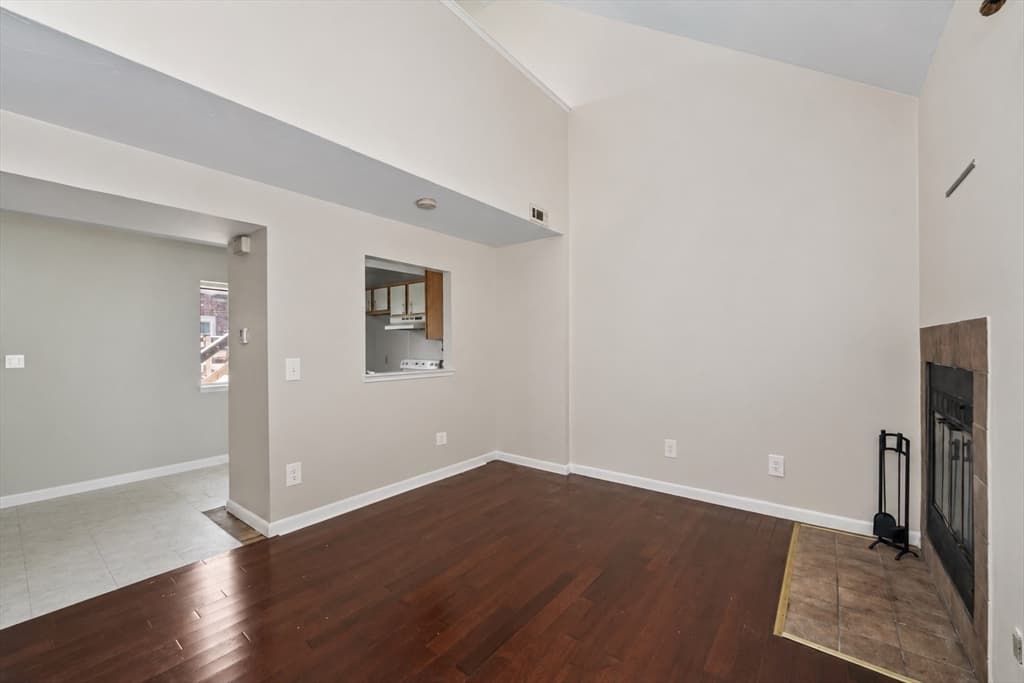 235 Lake St # D, Weymouth MA 02189 photo 4