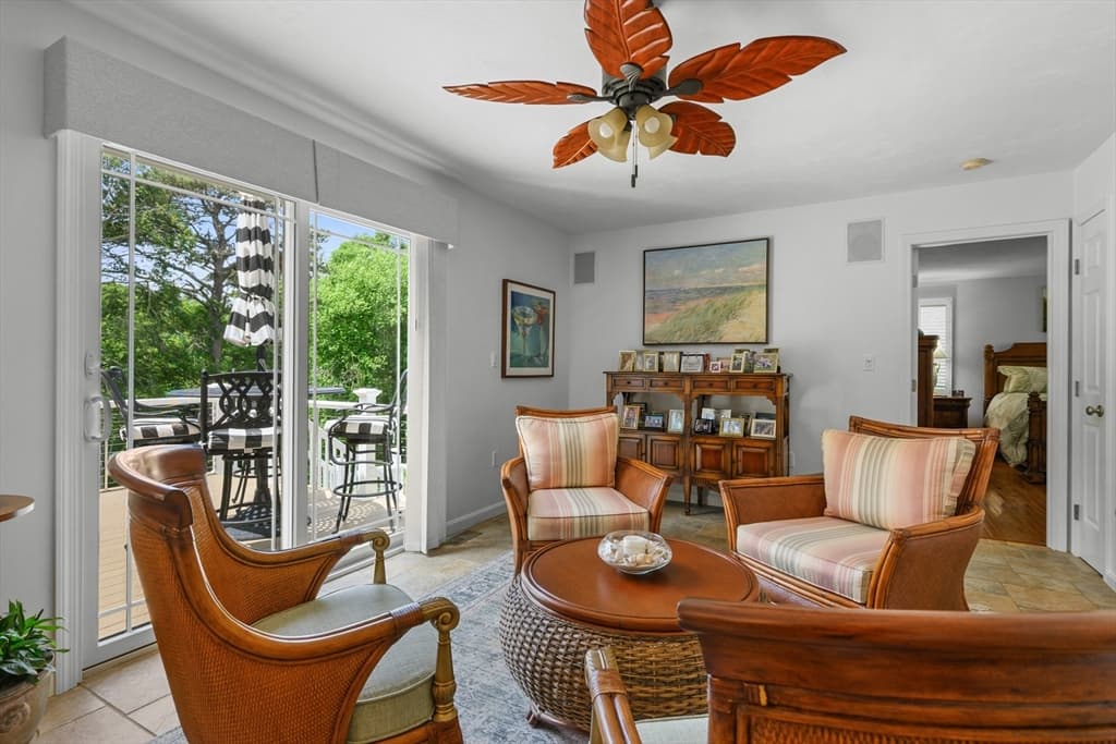 Single Family Residence at 29 Water View Circle, Barnstable MA 02632, photo 12 of 29