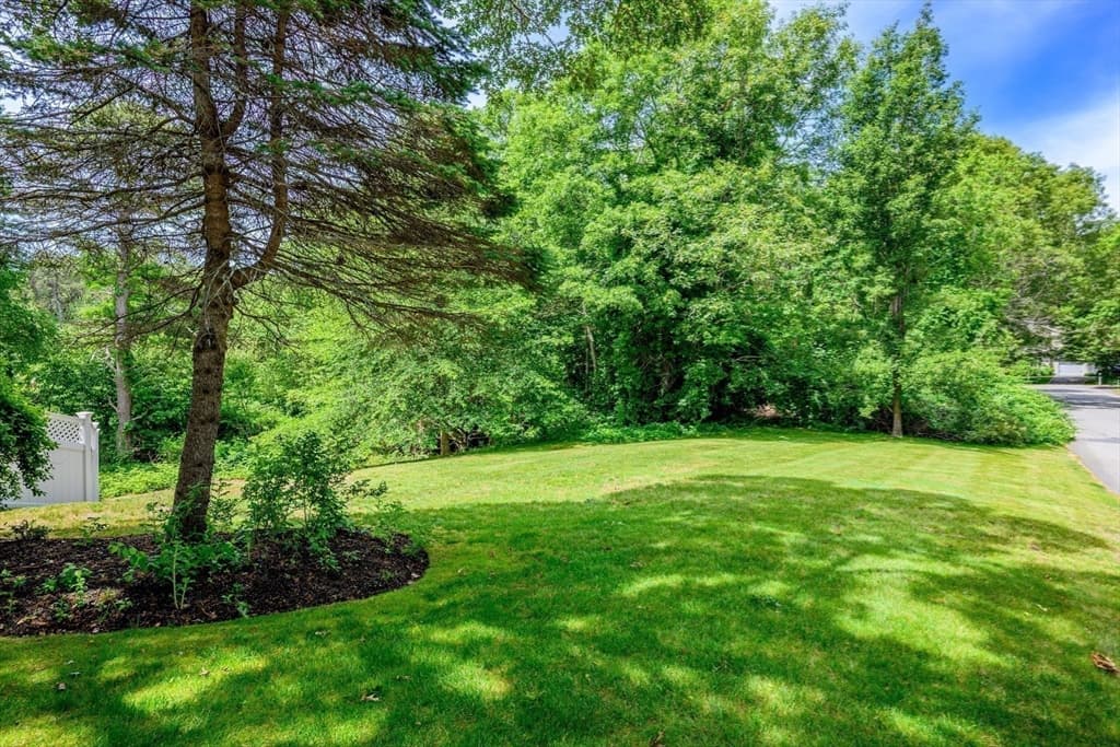 Single Family Residence at 29 Water View Circle, Barnstable MA 02632, photo 26 of 29