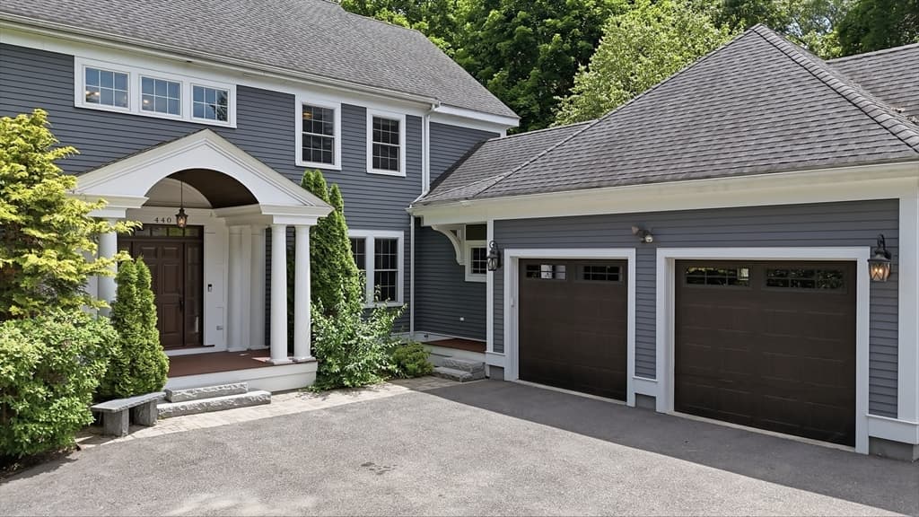 440 Concord Road, Bedford MA 01730