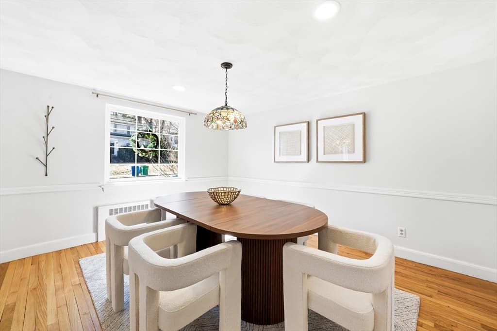 Single Family Residence at 17 Woodhaven Rd, Newton MA 02468, Newton, photo 12 of 41