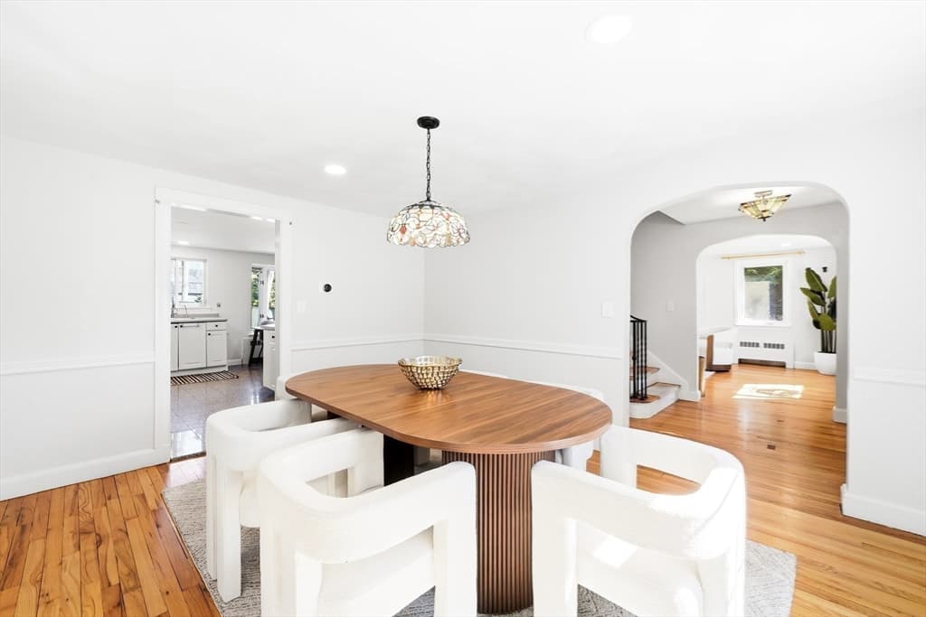 Single Family Residence at 17 Woodhaven Rd, Newton MA 02468, Newton, photo 9 of 41