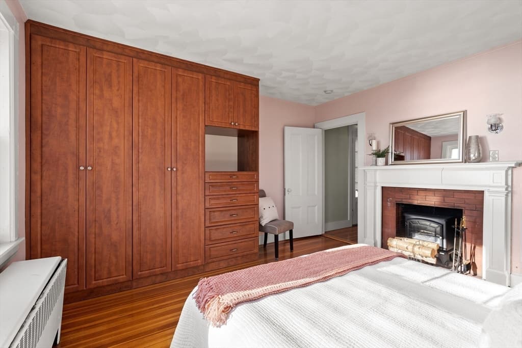 Condominium at 299 Nahant Road # 9, Nahant MA 01908, photo 9 of 27