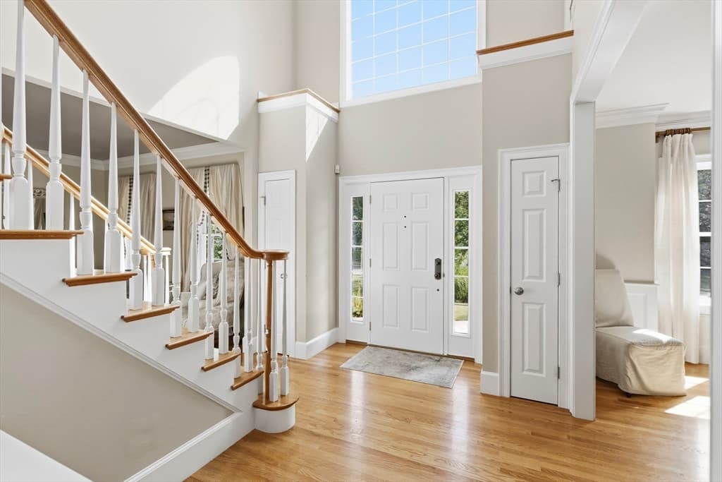 Single Family Residence at 11 Tappan Way, Lynnfield MA 01940, Lynnfield, photo 5 of 38