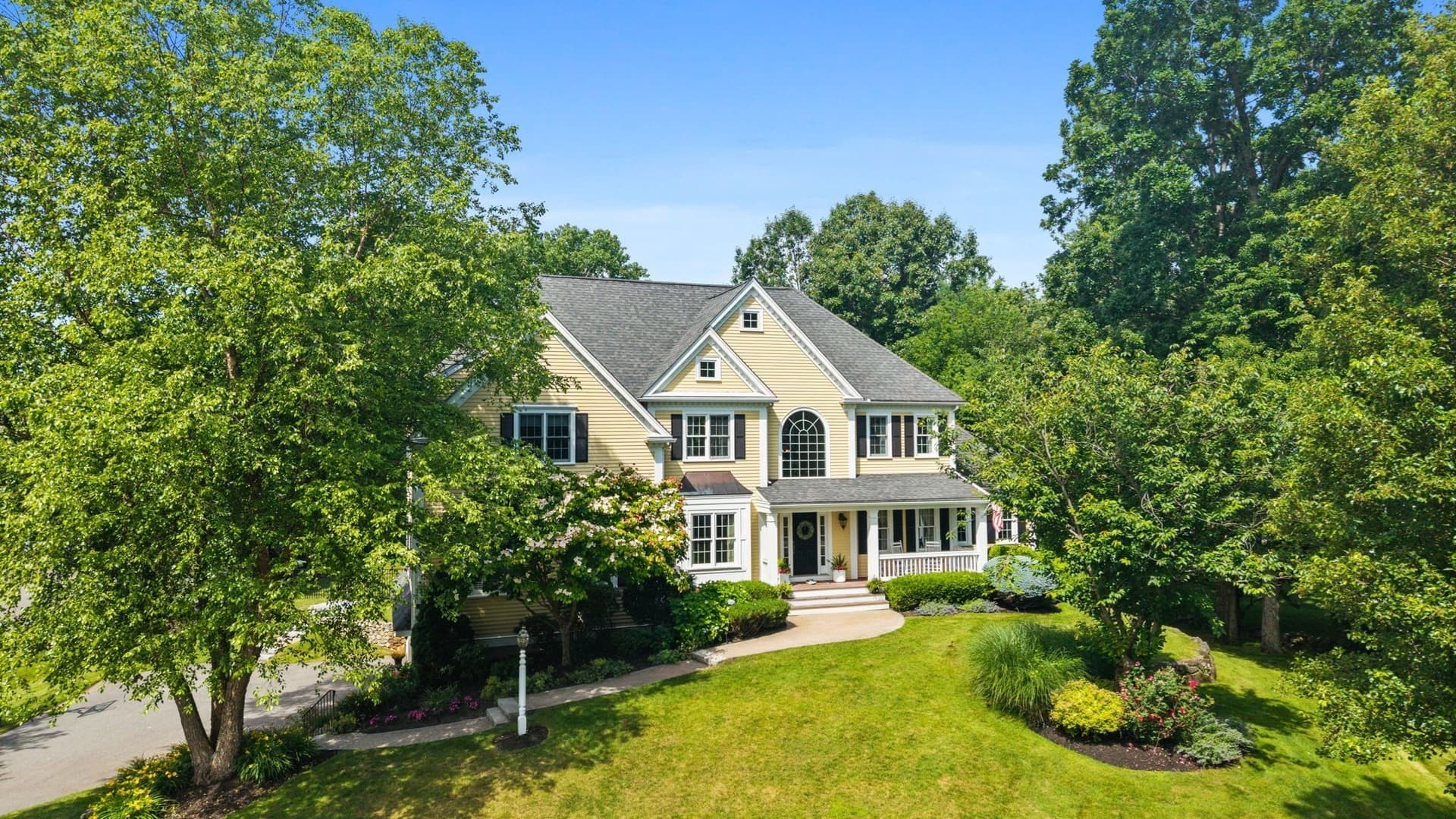 Single Family Residence at 11 Tappan Way, Lynnfield MA 01940, photo 30 of 38