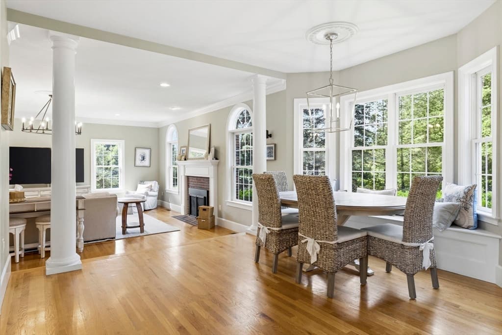 Single Family Residence at 11 Tappan Way, Lynnfield MA 01940, Lynnfield, photo 10 of 38