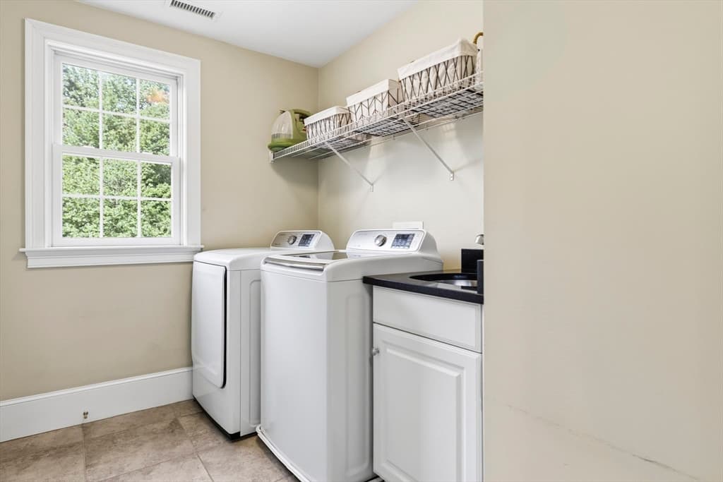 Single Family Residence at 11 Tappan Way, Lynnfield MA 01940, Lynnfield, photo 25 of 38
