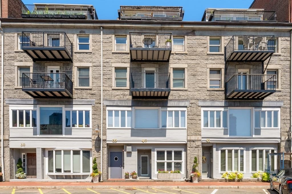 Condominium at 40 Commercial Wharf # 40, Boston MA 02110, Boston, photo 13 of 20