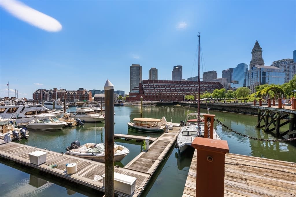 Condominium at 40 Commercial Wharf # 40, Boston MA 02110, Boston, photo 19 of 20