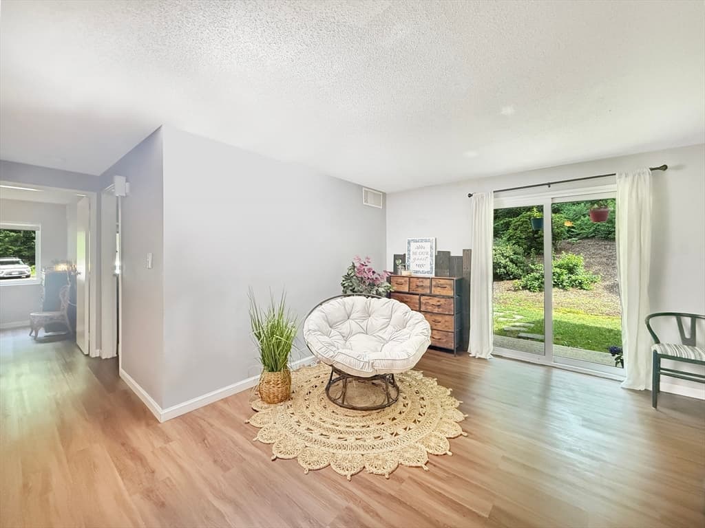 7 Village Rock Ln # 2, Natick MA 01760 photo 2