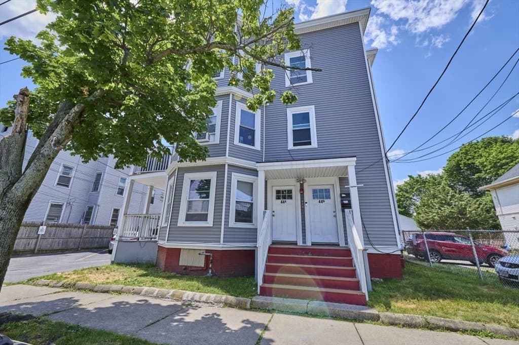 44 A&B Park St., Lynn MA 01905 photo 2