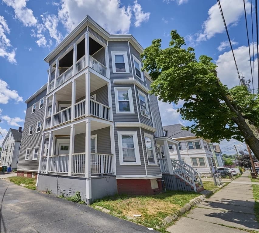 44 A&B Park St., Lynn MA 01905