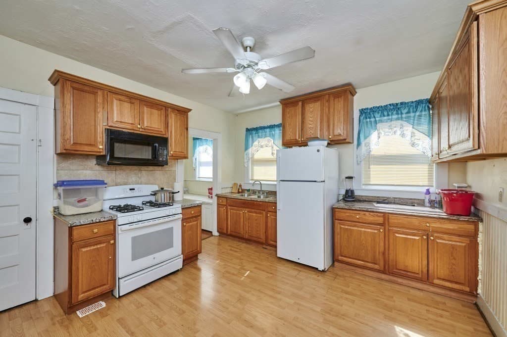 44 A&B Park St., Lynn MA 01905 photo 15