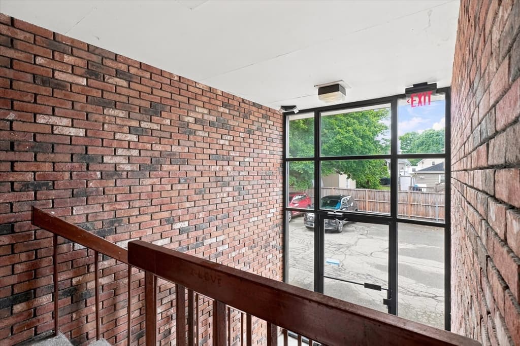 95 Lynn St # 5, Peabody MA 01960 photo 18