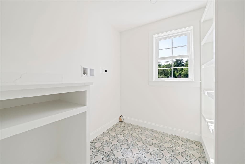 Single Family Residence at 9 Cervelli Farm Dr, Hanover MA 02339, Hanover, photo 28 of 36