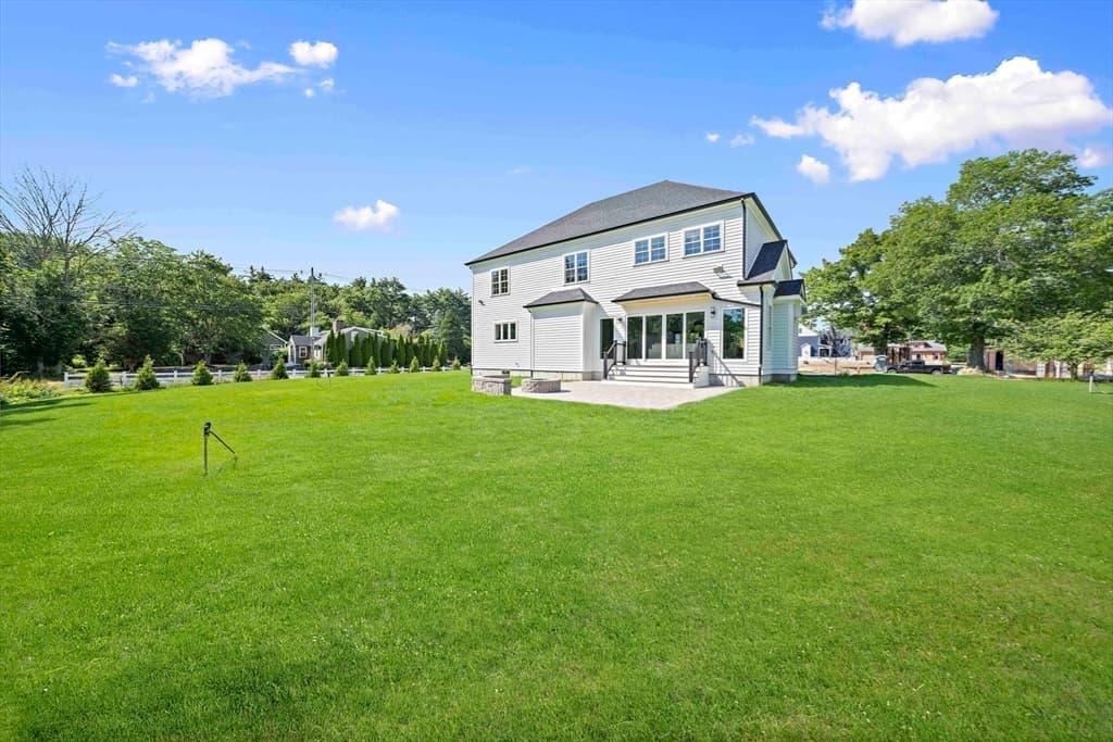 Single Family Residence at 9 Cervelli Farm Dr, Hanover MA 02339, Hanover, photo 33 of 36