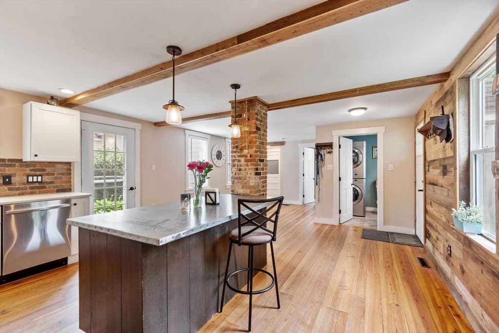 5 Mill St, Pepperell MA 01463 photo 6
