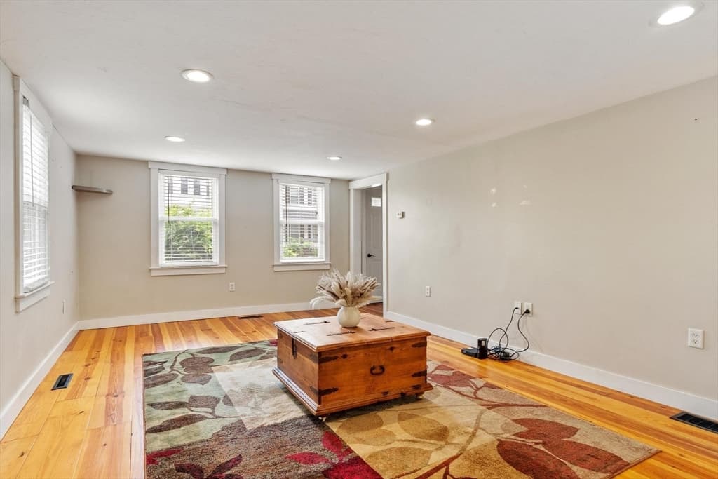 5 Mill St, Pepperell MA 01463 photo 11