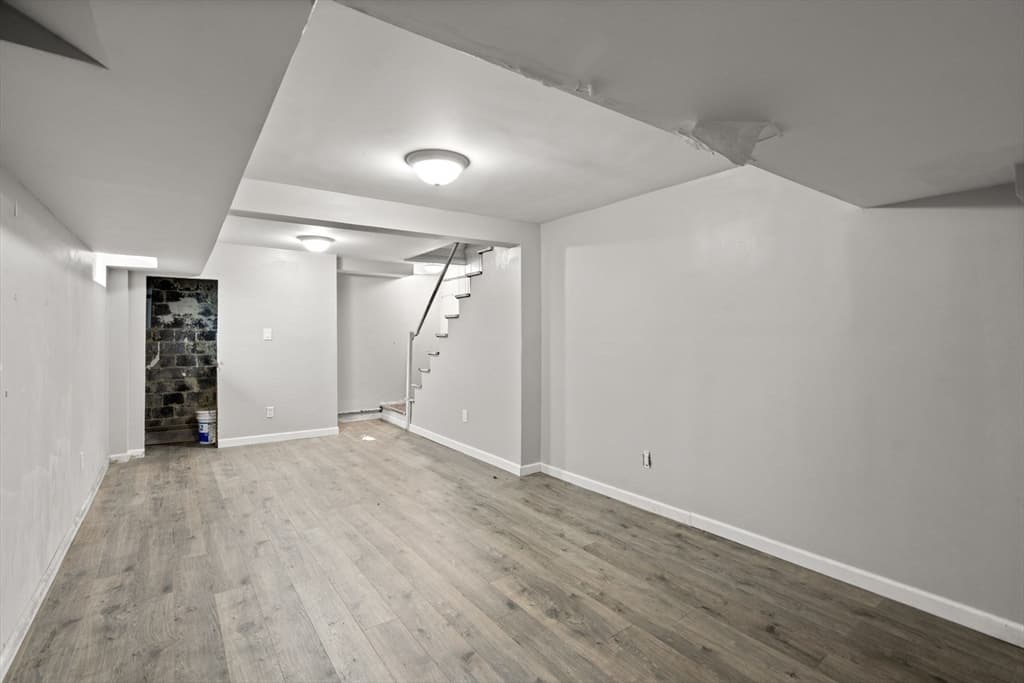 Single Family Residence at 35 Merrimac Ave, Springfield MA 01104, Springfield, photo 17 of 23