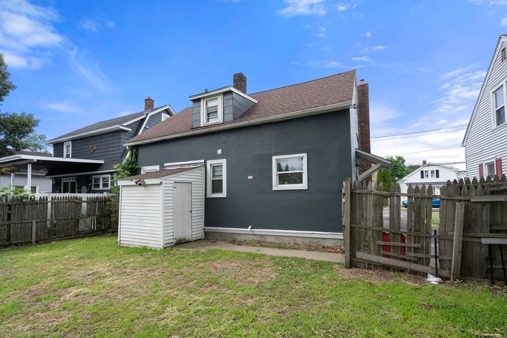 Single Family Residence at 35 Merrimac Ave, Springfield MA 01104, Springfield, photo 20 of 23