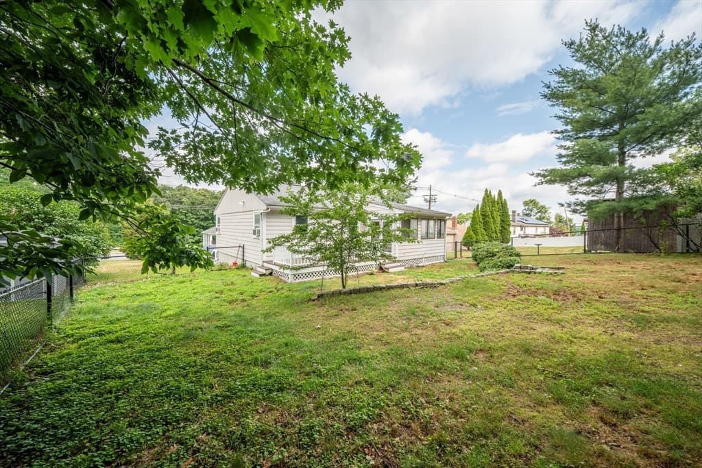 268 Lexington St, Woburn MA 01801 photo 38