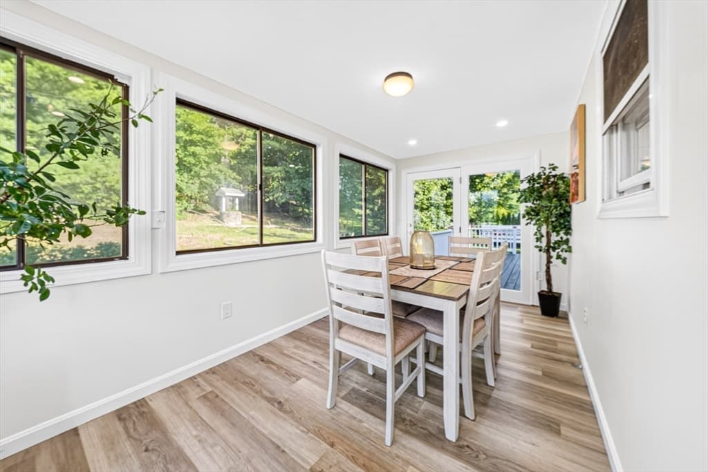 268 Lexington St, Woburn MA 01801 photo 15