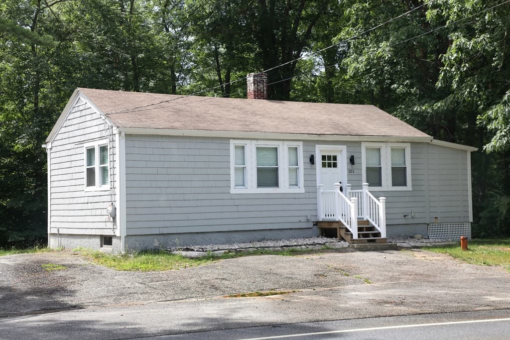 311 Winthrop Street, Rehoboth MA 02769