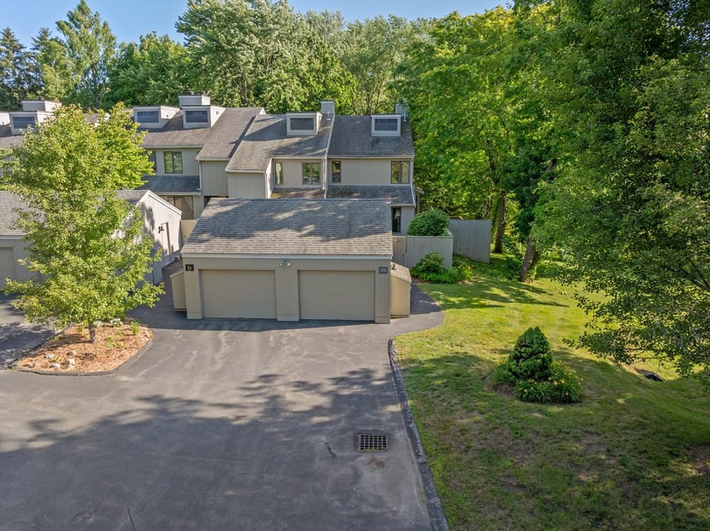 20 Mill Pond # 20, North Andover MA 01845 photo 31