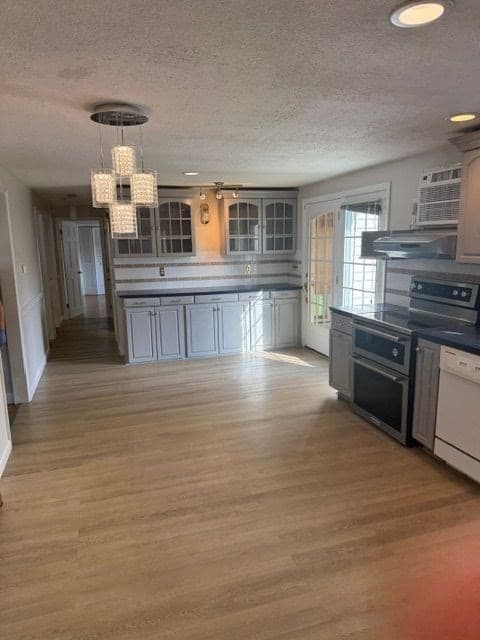 Single Family Residence at 93 Golf Ave, Methuen MA 01844, Methuen, photo 9 of 23