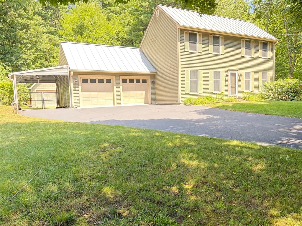 68 Gilrain Ter, Northampton MA 01062
