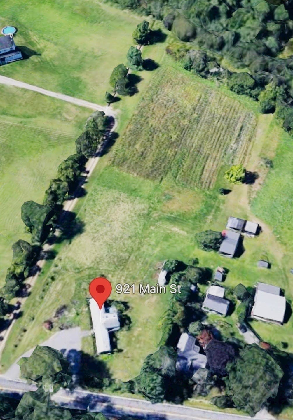 Residential at 921 Main St, Acushnet MA 02743, photo 4 of 8