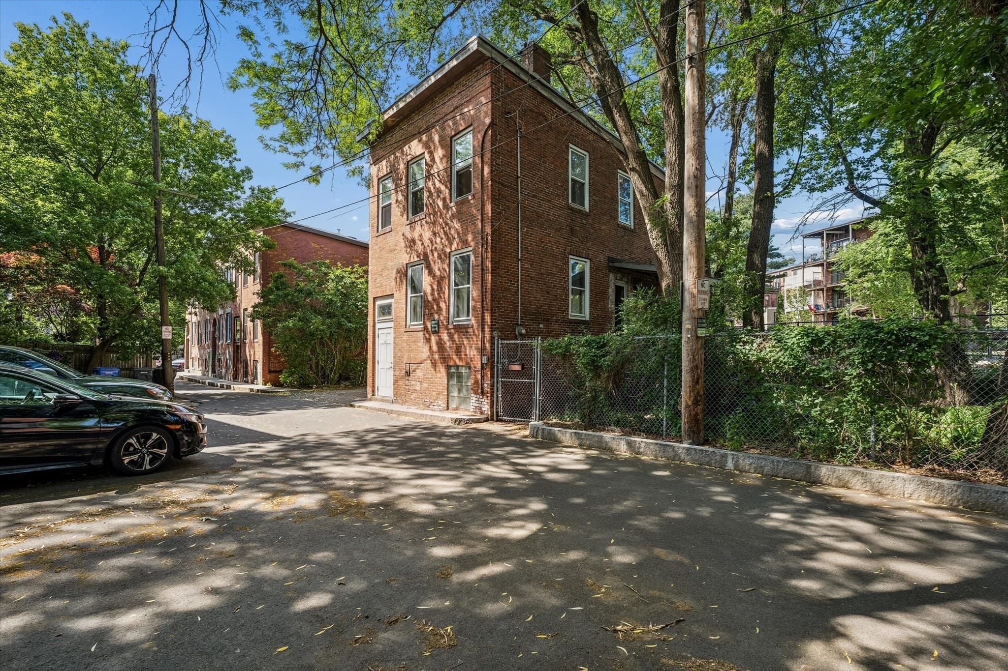 Single Family Residence at 10 Eldridge Pl, Chelsea MA 02150, Chelsea, photo 2 of 20
