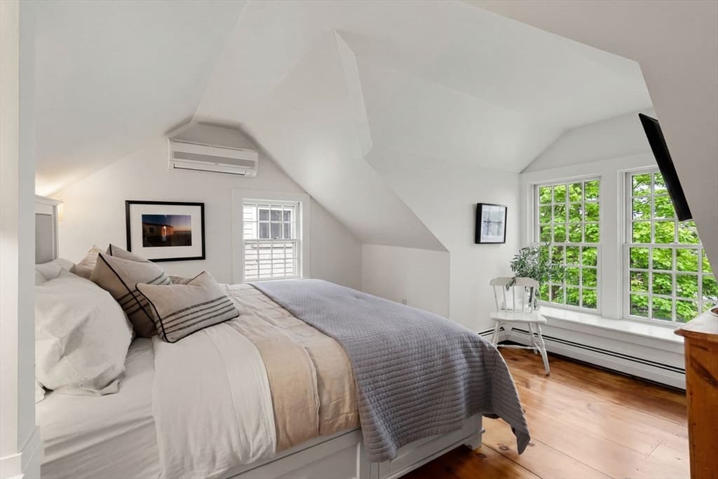 Condominium at 558 Commercial St # A, Provincetown MA 02657, Provincetown, photo 20 of 28