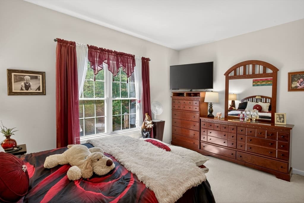 Single Family Residence at 7 Madison Reach, Plymouth MA 02360, photo 27 of 41