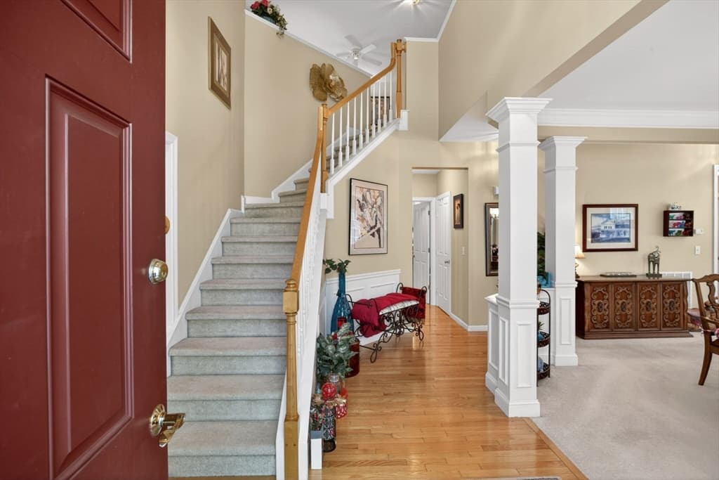 Single Family Residence at 7 Madison Reach, Plymouth MA 02360, photo 6 of 41