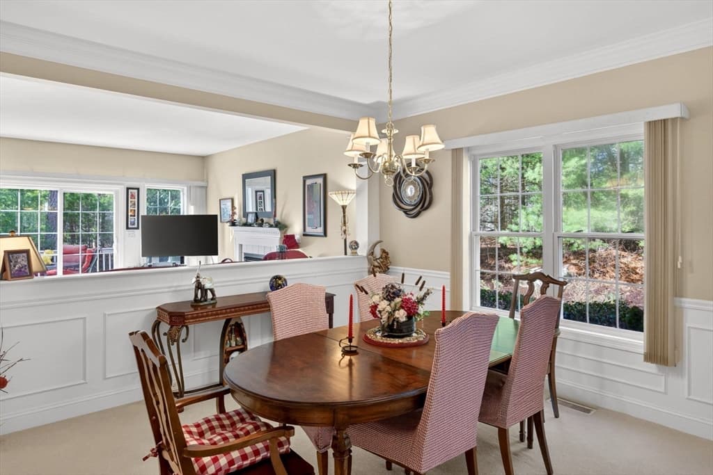 Single Family Residence at 7 Madison Reach, Plymouth MA 02360, photo 9 of 41