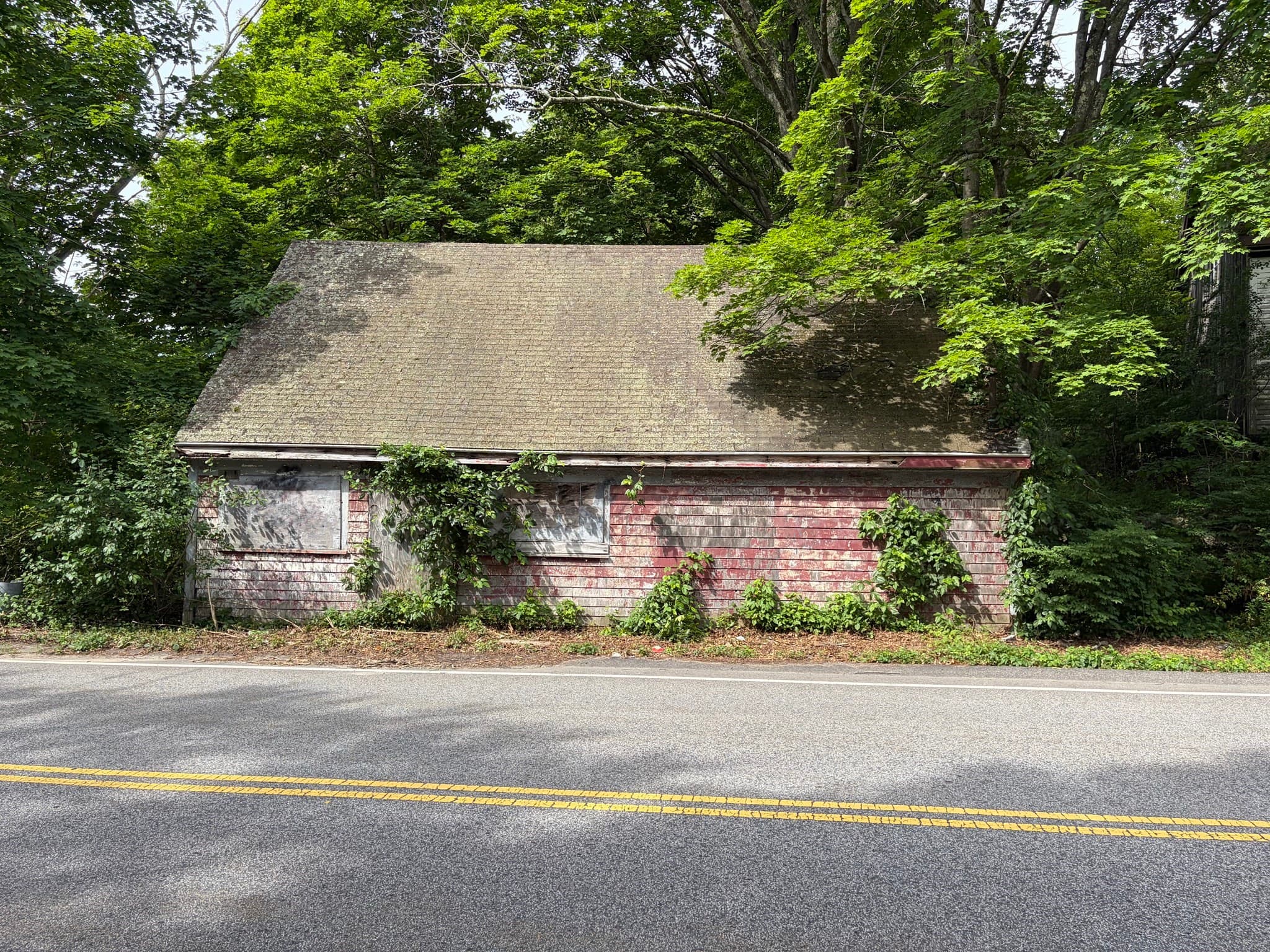 Single Family Residence at 1148 Broadway, Hanover MA 02339, photo 2 of 2