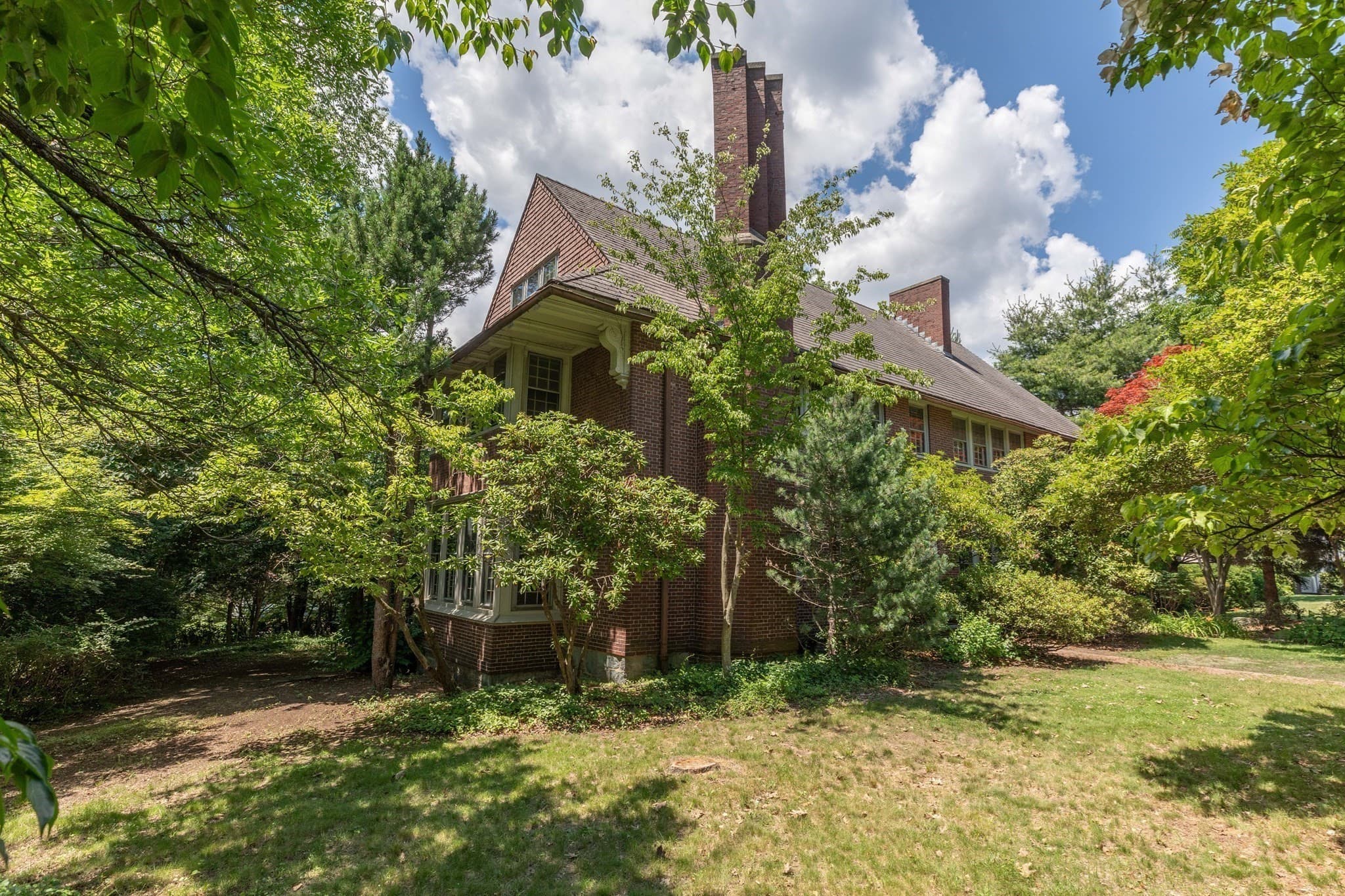 Single Family Residence at 231 Waverley Ave, Newton MA 02458, photo 2 of 35
