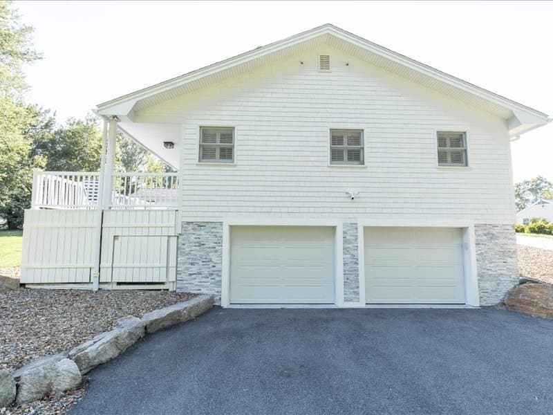 6 Strathmore Rd, Dartmouth MA 02747 photo 3