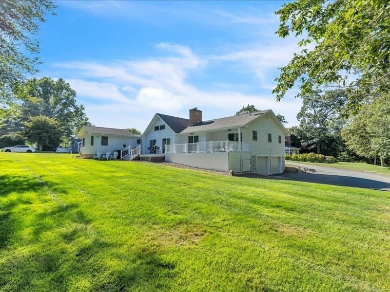 6 Strathmore Rd, Dartmouth MA 02747 photo 4