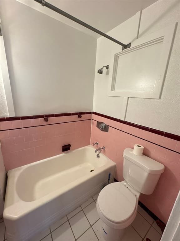 4 Family at 59 Cooper Ave, Woonsocket RI 02895, Woonsocket, photo 20 of 42