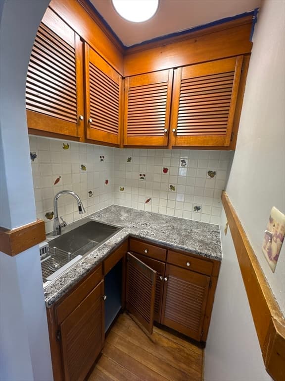 4 Family at 59 Cooper Ave, Woonsocket RI 02895, Woonsocket, photo 21 of 42
