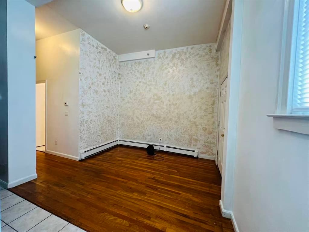 Condominium at 110 Branch St # 2, Lowell MA 01851, Lowell, photo 11 of 14