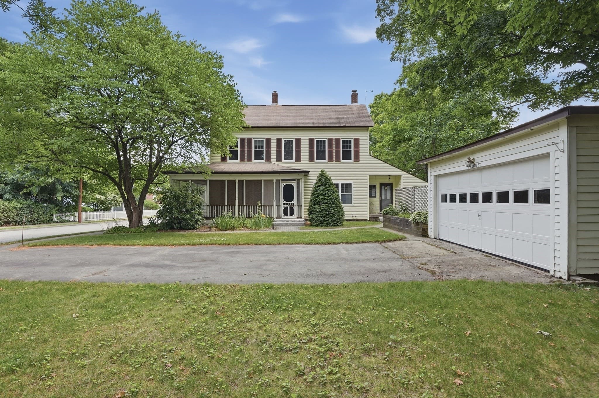 Single Family Residence at 3 Beach Street, Westborough MA 01581, photo 3 of 33
