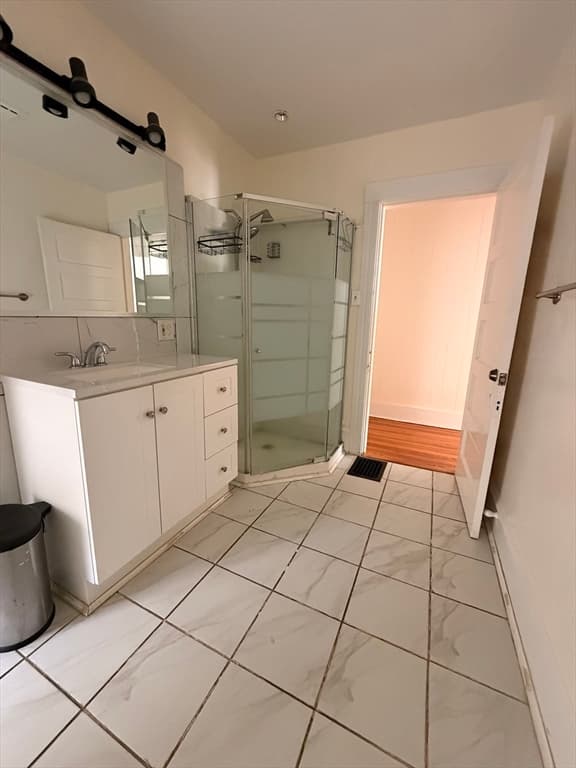 38 C St # 38, Northbridge MA 01588 photo 12