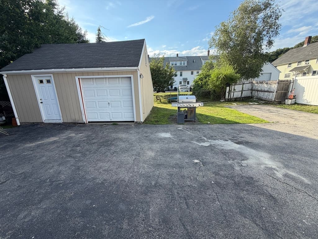 38 C St # 38, Northbridge MA 01588 photo 5