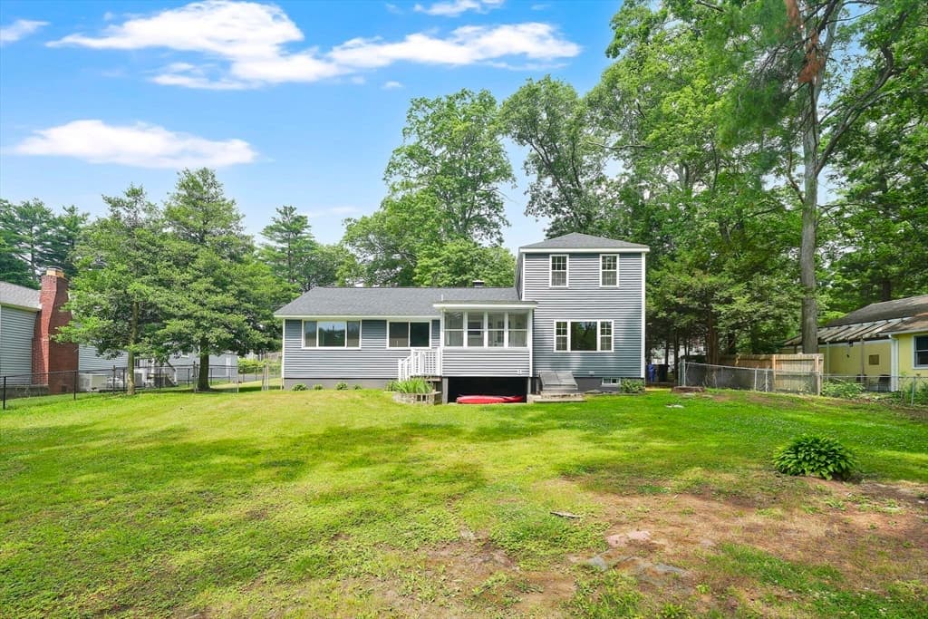 42 Wheeler Dr, Enfield CT 06082 photo 32